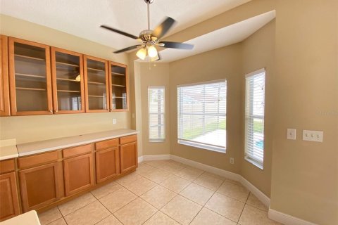 Villa ou maison à louer à Orlando, Floride: 5 chambres, 223.71 m2 № 1839038 - photo 13
