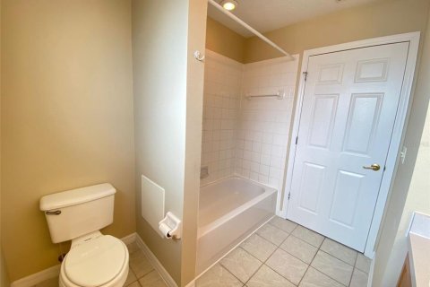Villa ou maison à louer à Orlando, Floride: 5 chambres, 223.71 m2 № 1839038 - photo 24