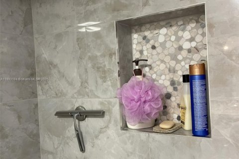 Снять в аренду кондоминиум в Делрей-Бич, Флорида 2 спальни, 106.65м2, № 1945083 - фото 23