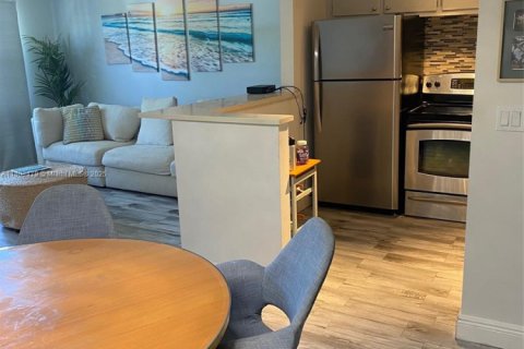 Купить кондоминиум в Дирфилд-Бич, Флорида 1 спальня, 65.03м2, № 1959425 - фото 19