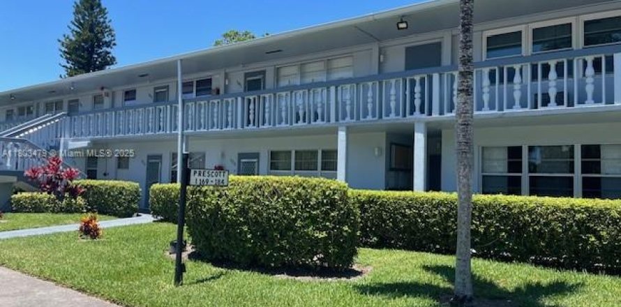 Кондоминиум с 1 спальней в Дирфилд-Бич, Флорида № 1959425