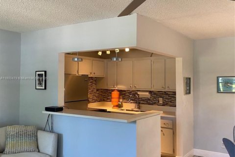 Купить кондоминиум в Дирфилд-Бич, Флорида 1 спальня, 65.03м2, № 1959425 - фото 11