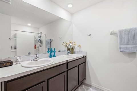 Casa en venta en Spring Hill, Florida, 3 dormitorios, 155.43 m2 № 2196593 - foto 2
