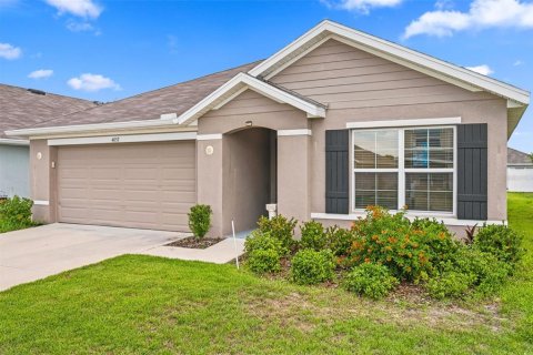 Casa en Spring Hill, Florida 3 dormitorios, 155.43 m2 № 2196593