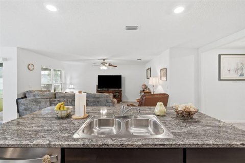Casa en venta en Spring Hill, Florida, 3 dormitorios, 155.43 m2 № 2196593 - foto 17