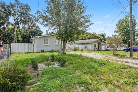 House in Orlando, Florida 2 bedrooms, 106.37 sq.m. № 2396275 - photo 3