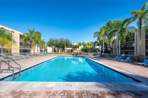 Купить кондоминиум в Майами, Флорида 2 спальни, 91.51м2, № 1975686 - фото 29