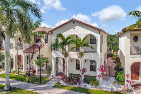 House in Cooper City, Florida 4 bedrooms, 193.61 sq.m. № 1942259 - photo 5