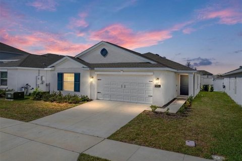 Casa en Haines City, Florida 4 dormitorios, 169.18 m2 № 2345007
