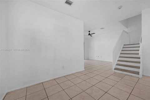 Touwnhouse à louer à Miramar, Floride: 4 chambres, 185.99 m2 № 2051073 - photo 28