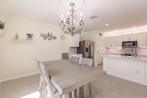 House in Punta Gorda, Florida 3 bedrooms, 185.8 sq.m. № 1326260 - photo 18