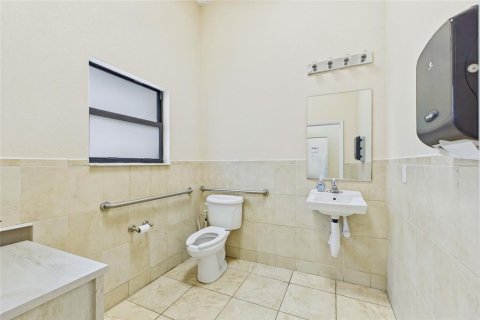 Купить коммерческую недвижимость в Кейп-Корал, Флорида 289.86м2, № 2217989 - фото 22