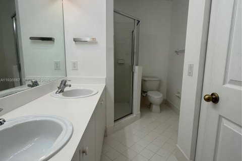 Condo in Homestead, Florida, 4 bedrooms  № 1996917 - photo 5