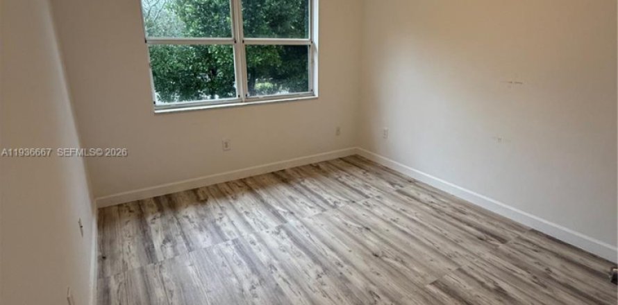 Condo in Homestead, Florida, 4 bedrooms  № 1996917