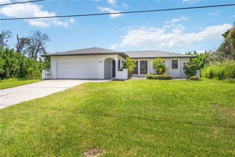 House in Englewood, Florida 2 bedrooms, 121.05 sq.m. № 1858087 - photo 4