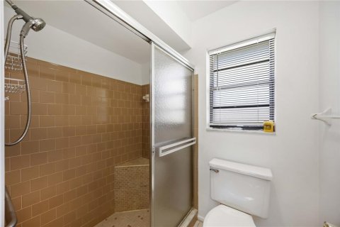 House in Englewood, Florida 2 bedrooms, 121.05 sq.m. № 1858087 - photo 30