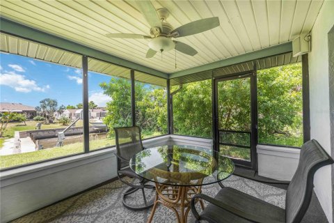 House in Englewood, Florida 2 bedrooms, 121.05 sq.m. № 1858087 - photo 3
