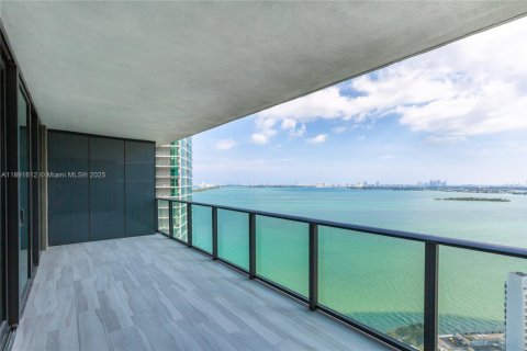 Copropriété à louer à Miami, Floride: 2 chambres, 111.3 m2 № 1944787 - photo 7