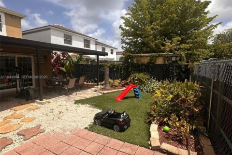 Снять в аренду виллу или дом в Майами, Флорида 2 спальни, 156.54м2, № 2006003 - фото 12