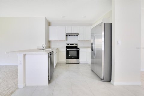 House in Tavares, Florida 3 bedrooms, 139.73 sq.m. № 1820812 - photo 9