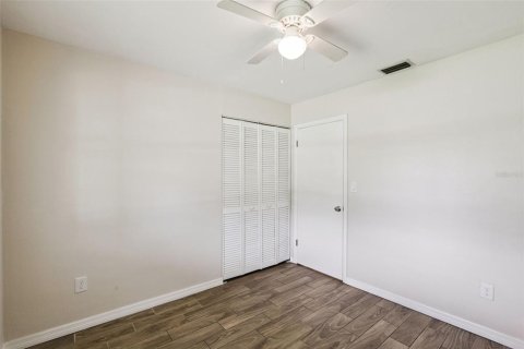 Casa en venta en Deltona, Florida, 3 dormitorios, 105.35 m2 № 2377459 - foto 14