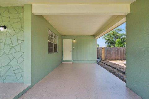 Casa en venta en Deltona, Florida, 3 dormitorios, 105.35 m2 № 2377459 - foto 23