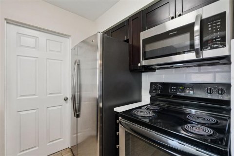 Casa en venta en Deltona, Florida, 3 dormitorios, 105.35 m2 № 2377459 - foto 11