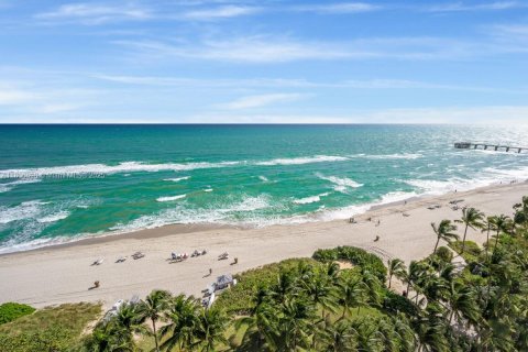 Condo in Sunny Isles Beach, Florida, 3 bedrooms  № 1867032 - photo 3