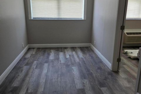 Condo in Coral Springs, Florida, 1 bedroom  № 2261280 - photo 3