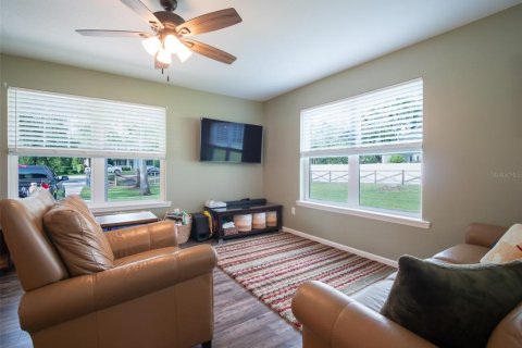 House in Live Oak, Florida 3 bedrooms, 138.8 sq.m. № 1876247 - photo 13