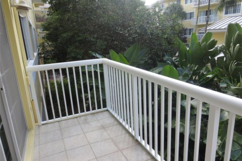 Condo in Fort Lauderdale, Florida, 2 bedrooms  № 2193208 - photo 15