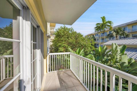 Condo in Fort Lauderdale, Florida, 2 bedrooms  № 2193208 - photo 25