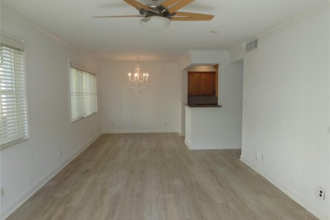 Condo in Fort Lauderdale, Florida, 2 bedrooms  № 2193208 - photo 5