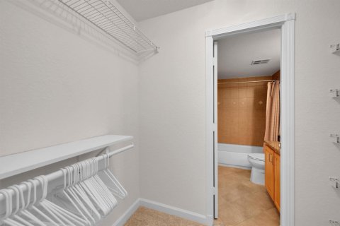 Condo in Fort Lauderdale, Florida, 2 bedrooms  № 2193208 - photo 11