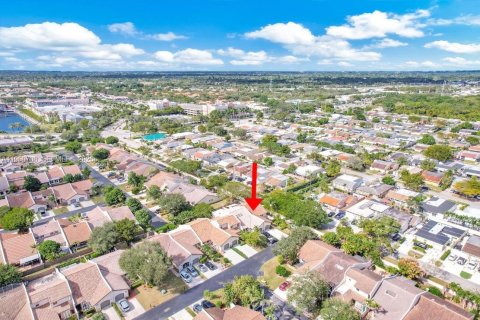 Touwnhouse à Miami, Floride 3 chambres, 138.61 m2 № 2019551