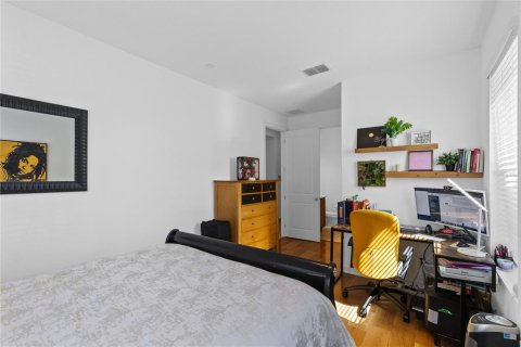 Touwnhouse à vendre à Orlando, Floride: 3 chambres, 201.32 m2 № 2423590 - photo 7