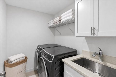Touwnhouse à vendre à Orlando, Floride: 3 chambres, 201.32 m2 № 2423590 - photo 20