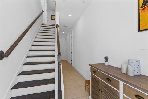Touwnhouse à vendre à Orlando, Floride: 3 chambres, 201.32 m2 № 2423590 - photo 3