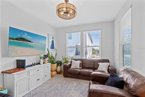 Touwnhouse à vendre à Orlando, Floride: 3 chambres, 201.32 m2 № 2423590 - photo 14
