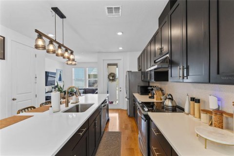 Touwnhouse à vendre à Orlando, Floride: 3 chambres, 201.32 m2 № 2423590 - photo 12
