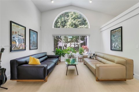 House in Palm Beach Gardens, Florida 3 bedrooms, 179.12 sq.m. № 2008018 - photo 12