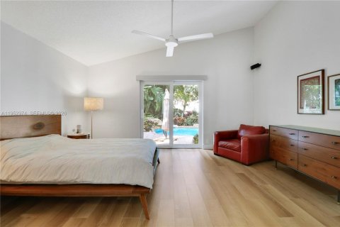 House in Palm Beach Gardens, Florida 3 bedrooms, 179.12 sq.m. № 2008018 - photo 27