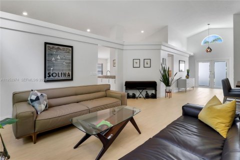 House in Palm Beach Gardens, Florida 3 bedrooms, 179.12 sq.m. № 2008018 - photo 15