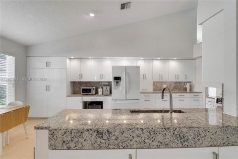 House in Palm Beach Gardens, Florida 3 bedrooms, 179.12 sq.m. № 2008018 - photo 20