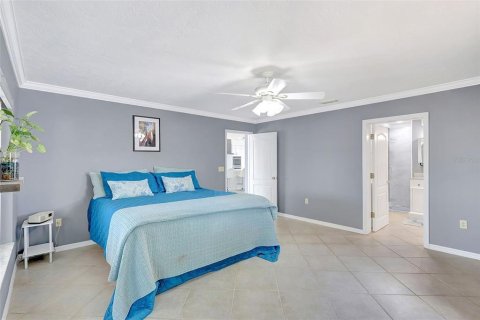 House in Bradenton, Florida 3 bedrooms, 203.64 sq.m. № 1833383 - photo 25