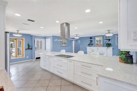 House in Bradenton, Florida 3 bedrooms, 203.64 sq.m. № 1833383 - photo 13