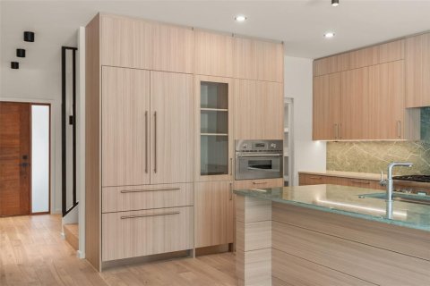 Casa en venta en Sarasota, Florida, 5 dormitorios, 290.6 m2 № 2166969 - foto 18
