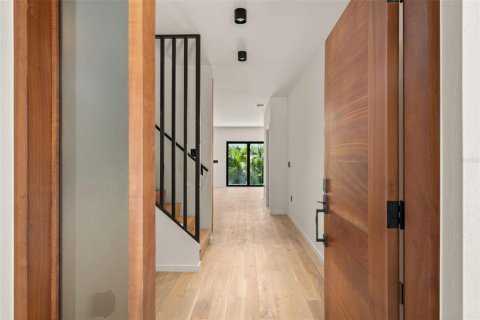 Casa en venta en Sarasota, Florida, 5 dormitorios, 290.6 m2 № 2166969 - foto 7