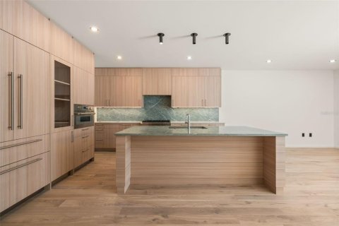 Casa en venta en Sarasota, Florida, 5 dormitorios, 290.6 m2 № 2166969 - foto 10
