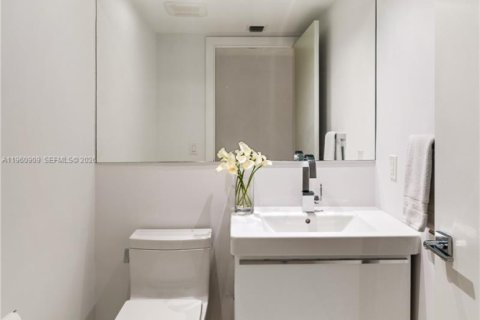 Copropriété à louer à Key Biscayne, Floride: 3 chambres, 230.12 m2 № 2023643 - photo 20